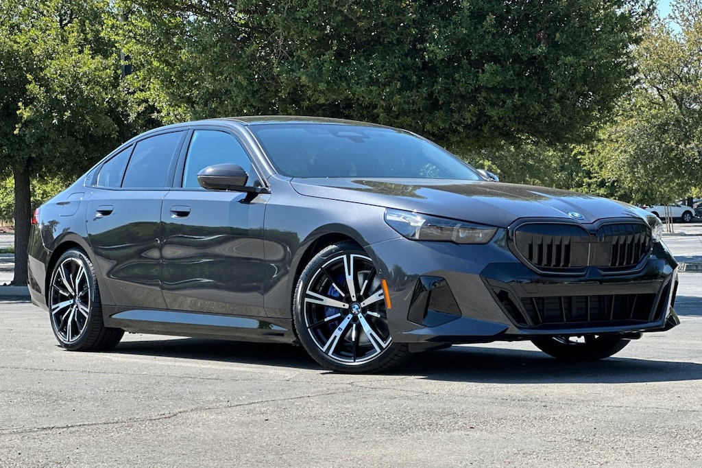 Used 2026 BMW 5 Series 550e xDrive Sedan