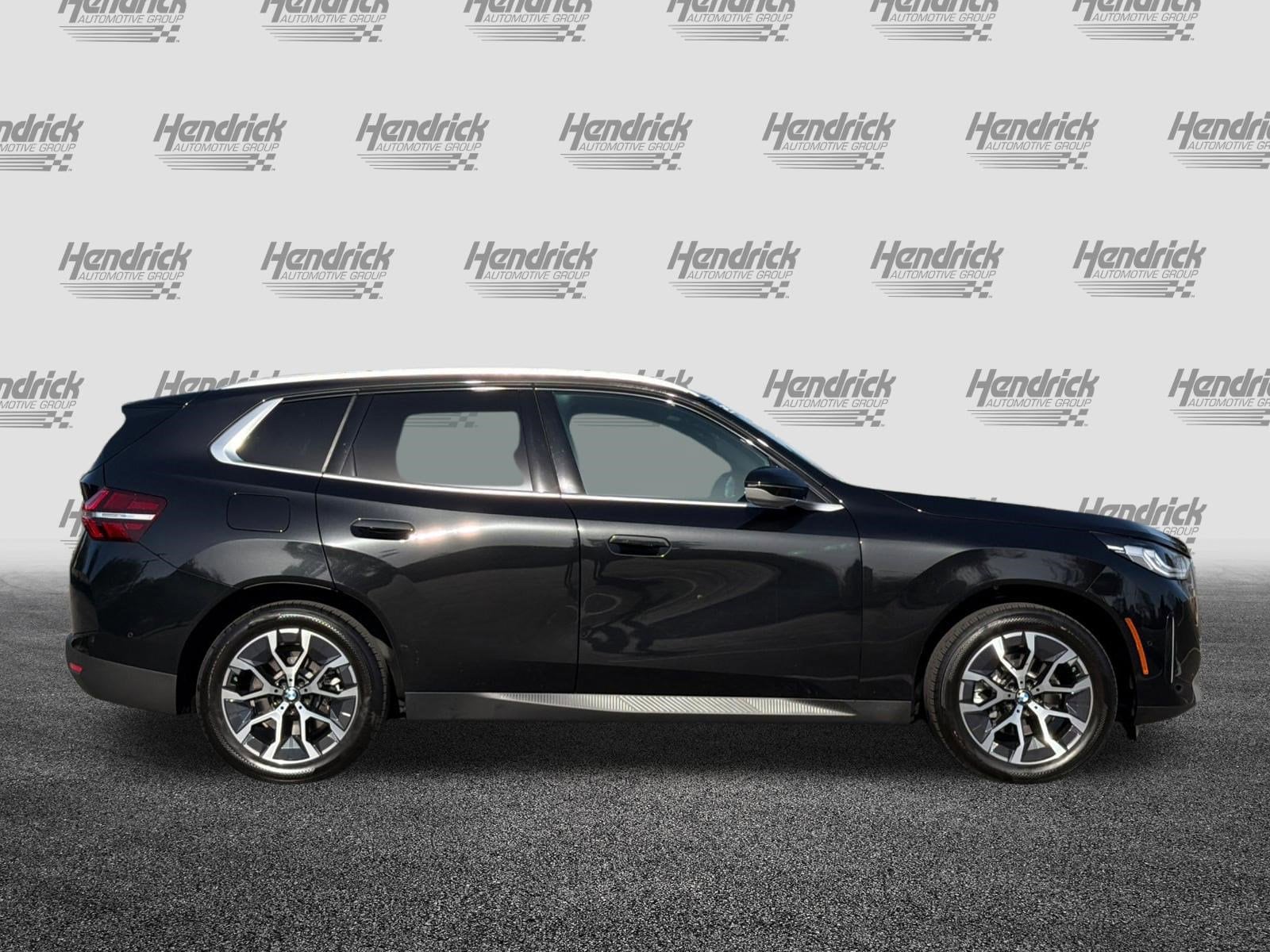 2025 BMW X3 30 xDrive photo 2