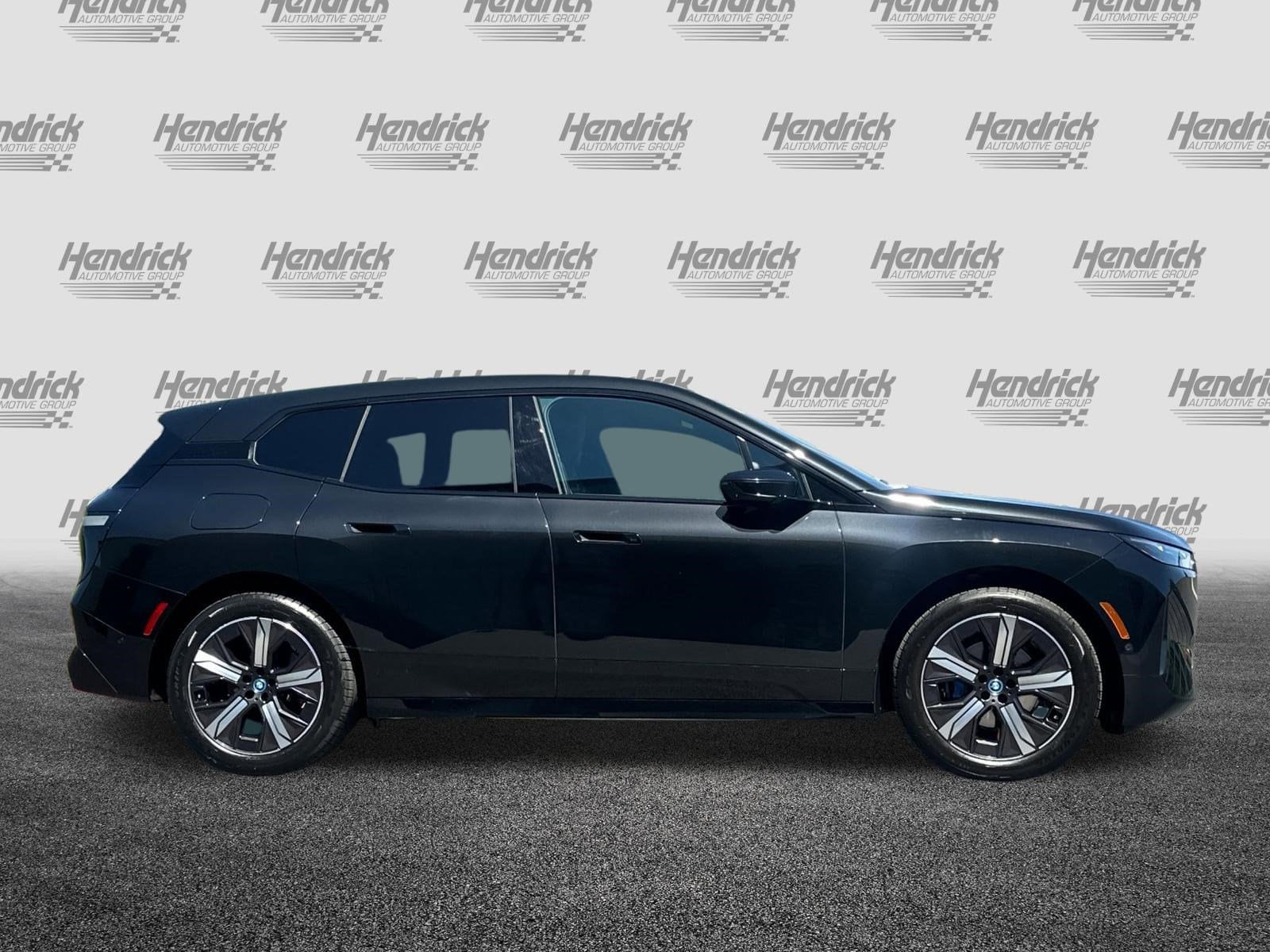 2024 BMW iX xDrive50 photo 2