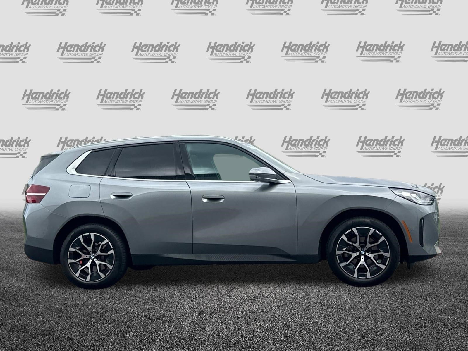 2025 BMW X3 30 xDrive photo 2