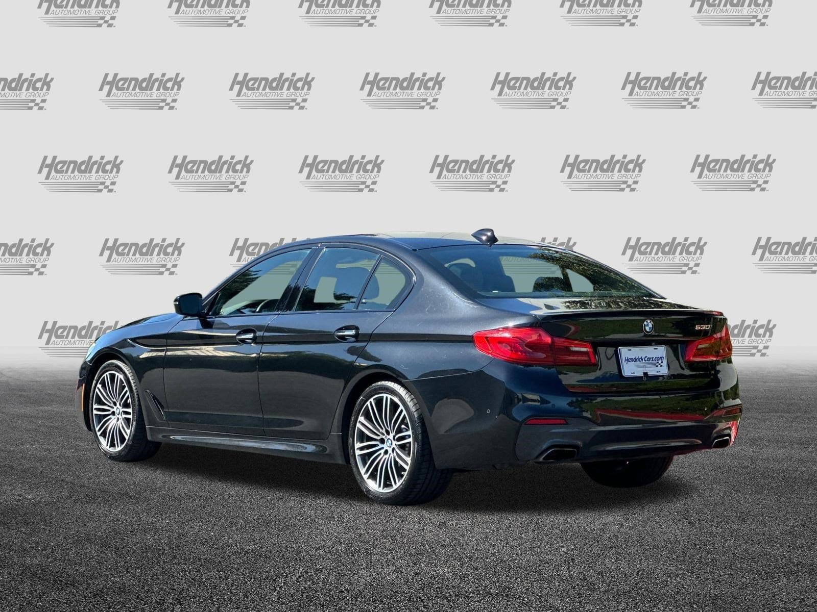 2018 BMW 5 Series 530i photo 6