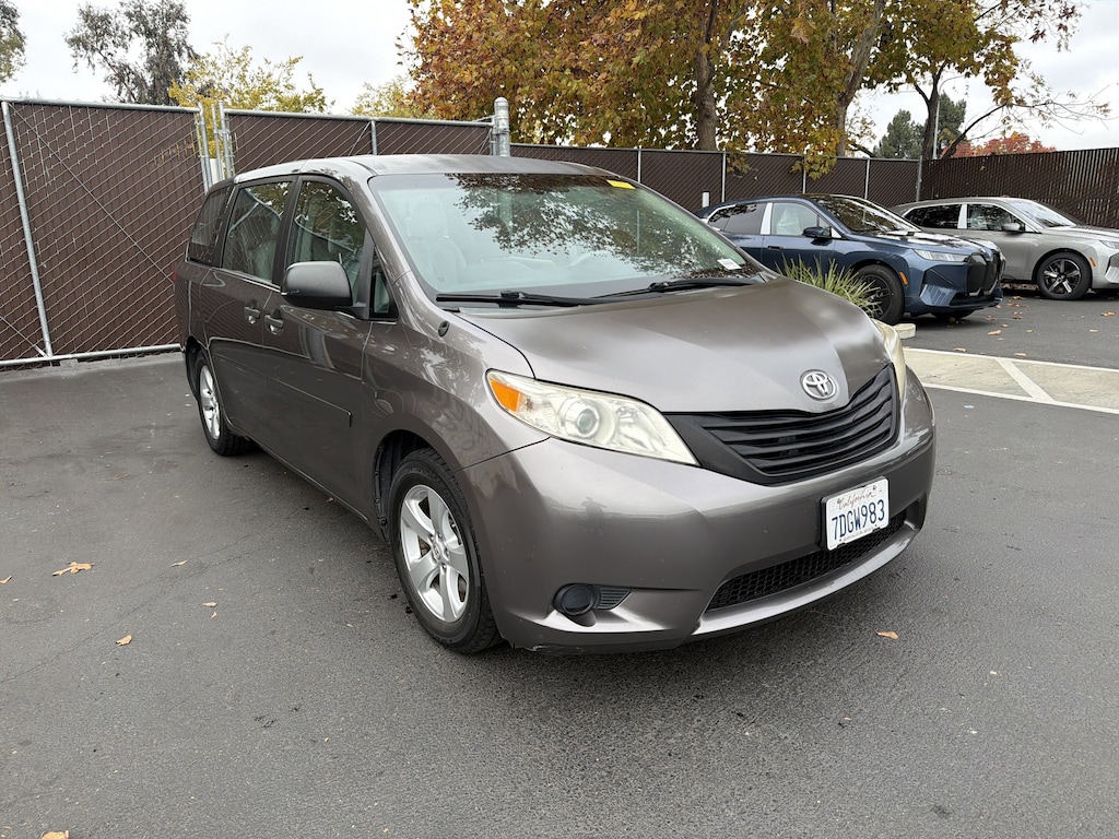 Used 2014 Toyota Sienna L Minivan