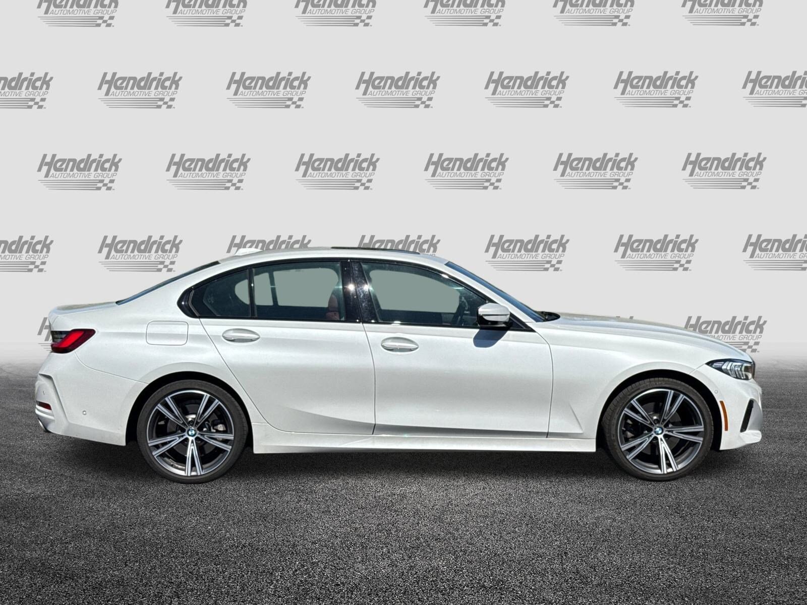 2023 Bmw 330i photo 3