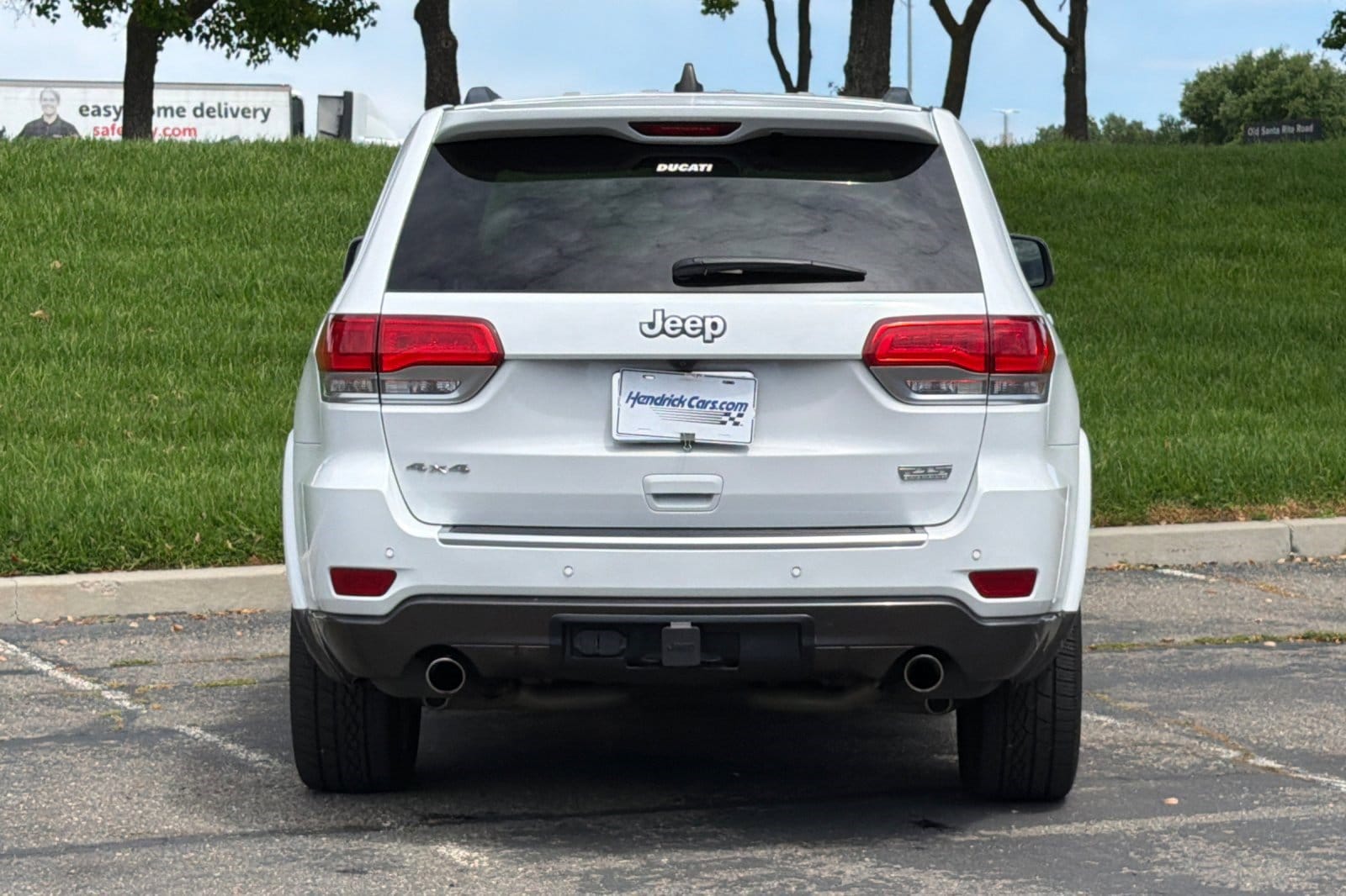 2018 Jeep Grand Cherokee Sterling Edition photo 5