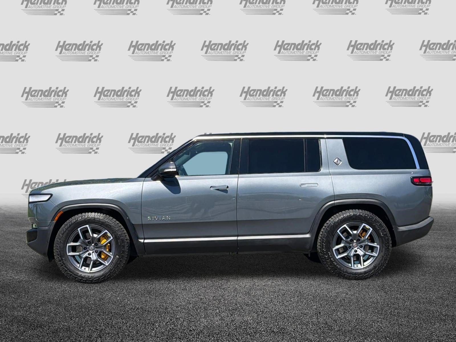 2022 Rivian R1S Launch Edition photo 3