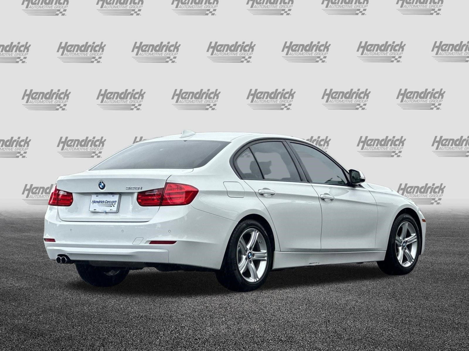 2015 BMW 3 Series 328i photo 4