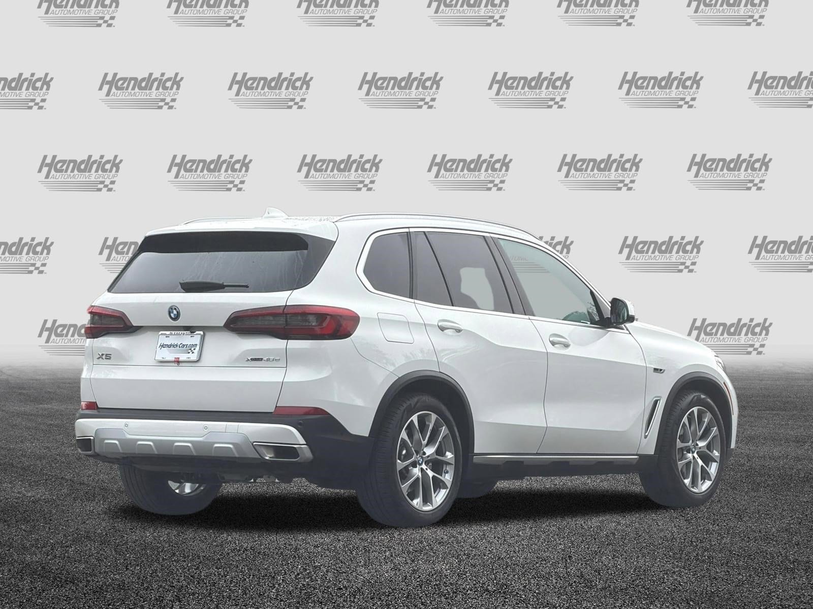 2023 BMW X5 xDrive45e photo 4