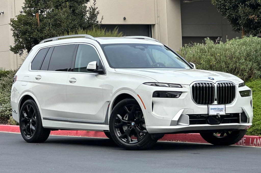 Used 2025 BMW X7 xDrive40i SUV