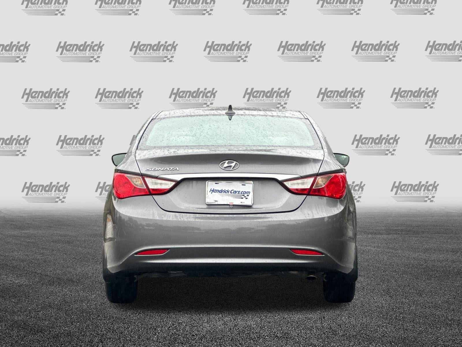 2011 Hyundai Sonata GLS PZEV photo 5