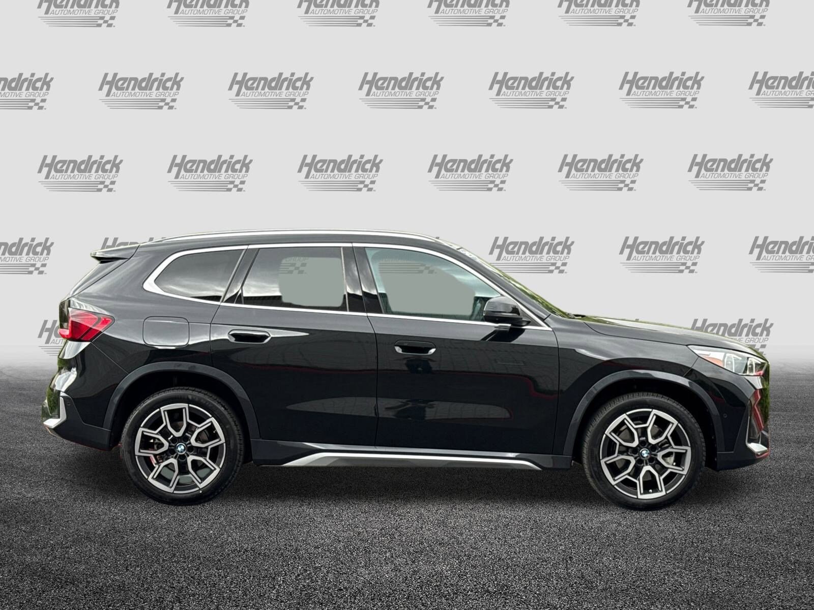2025 Bmw X1 XDrive28i photo 2