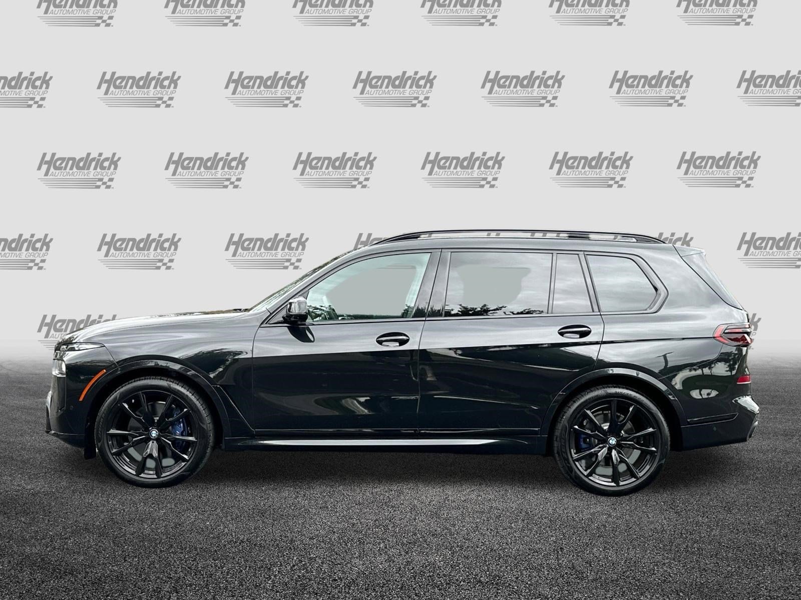 2023 BMW X7 xDrive40i photo 3