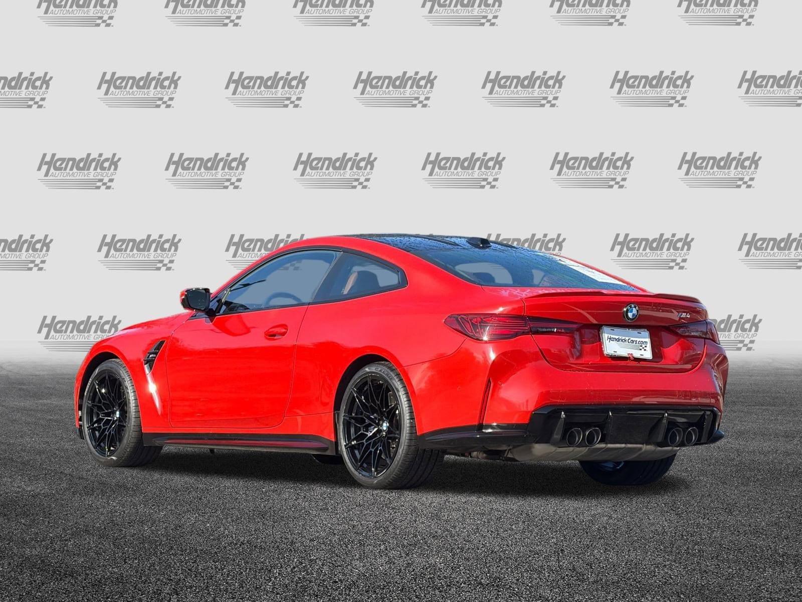 2025 BMW M4 photo 6