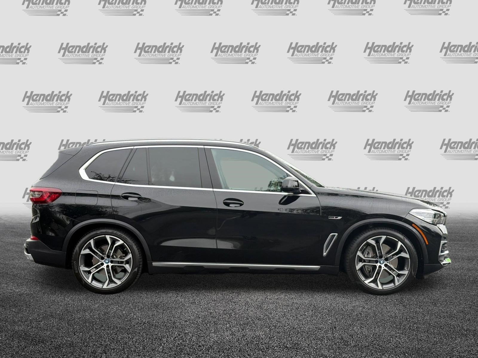 2023 BMW X5 xDrive45e photo 2