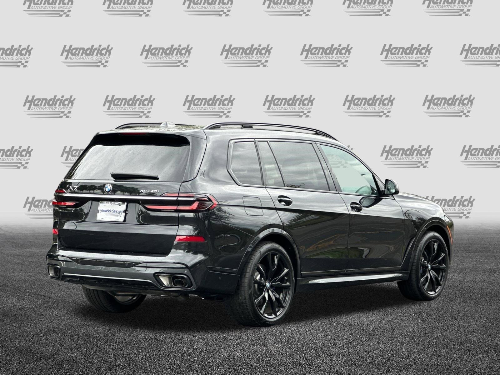 2023 BMW X7 xDrive40i photo 4