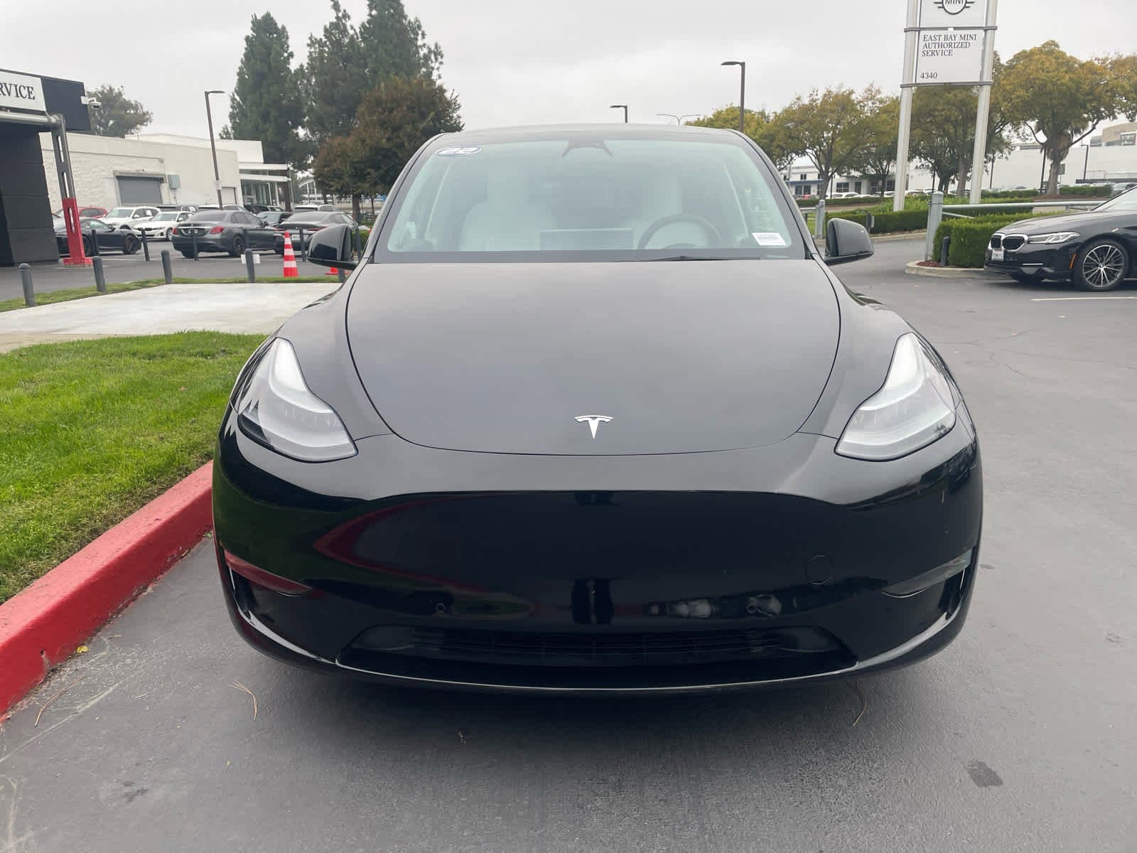 Used 2022 Tesla Model Y Performance with VIN 7SAYGDEF2NF492769 for sale in Pleasanton, CA