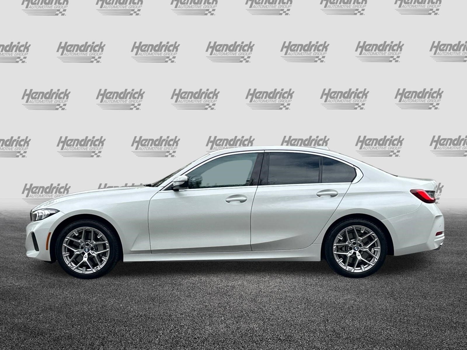 2025 BMW 3 Series 330i photo 3