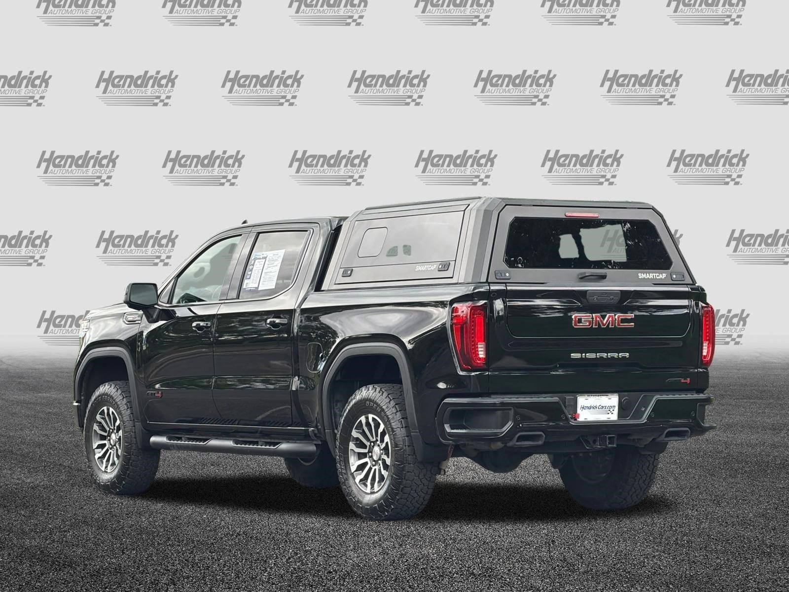 2021 GMC Sierra 1500 AT4 4WD Crew Cab photo 6