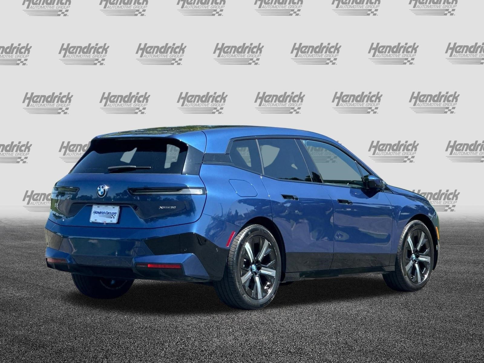 2023 BMW iX xDrive50 photo 4