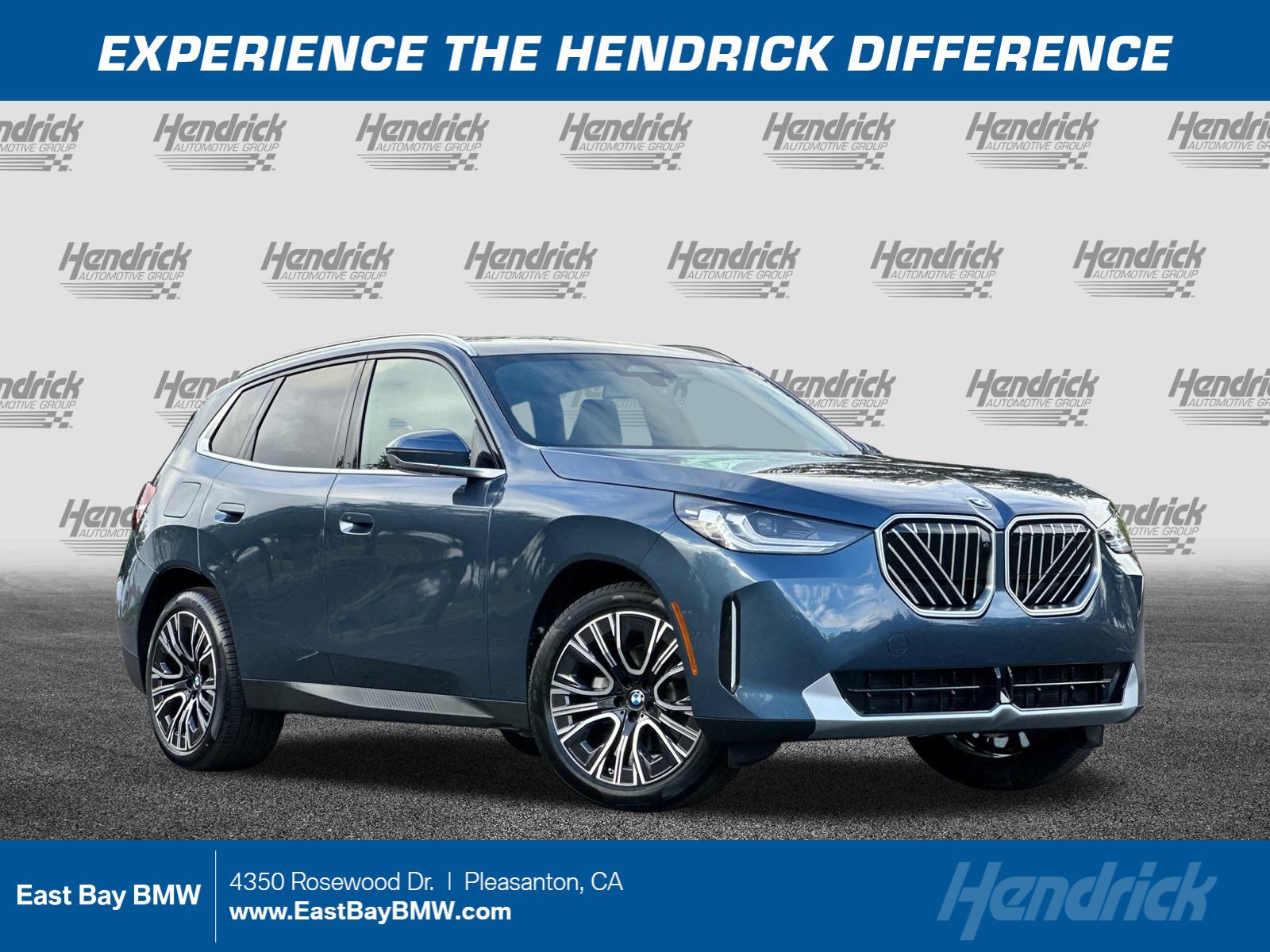 2026 BMW X3 30's photo