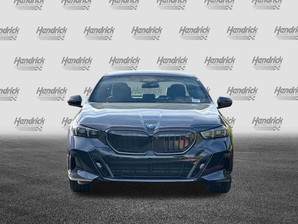 New 2026 BMW 5 Series 550e xDrive Sedan