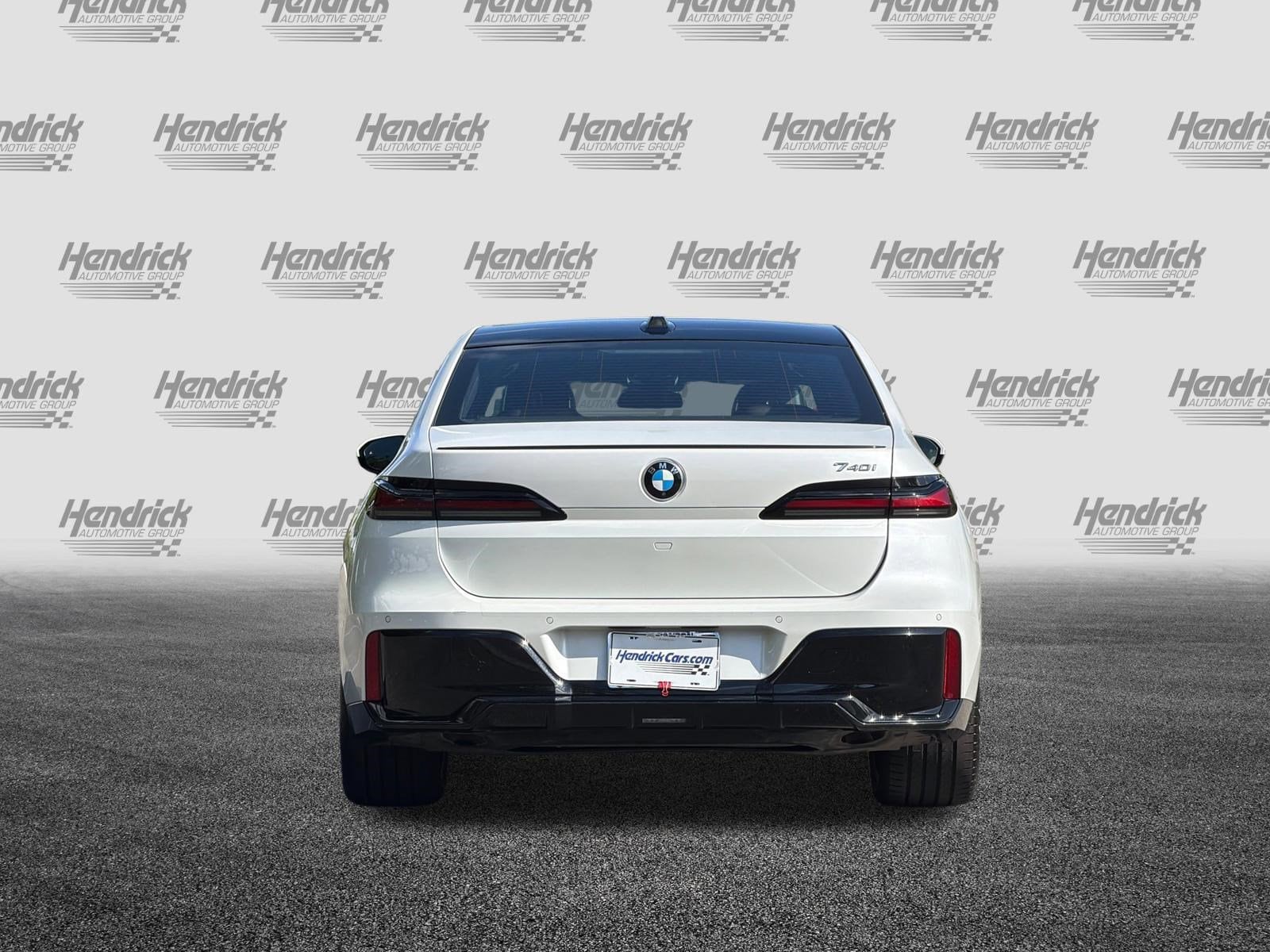 2024 BMW 7 Series 740i photo 4