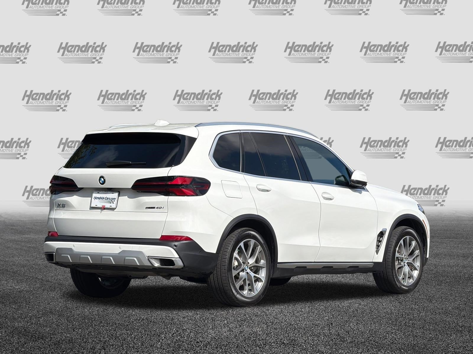 2026 BMW X5 sDrive40i photo 4