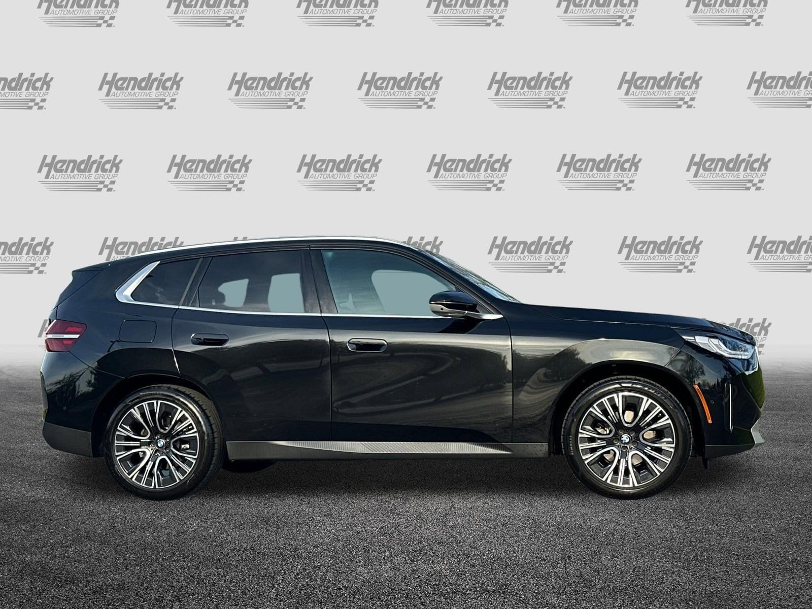 2025 BMW X3 30 xDrive photo 2