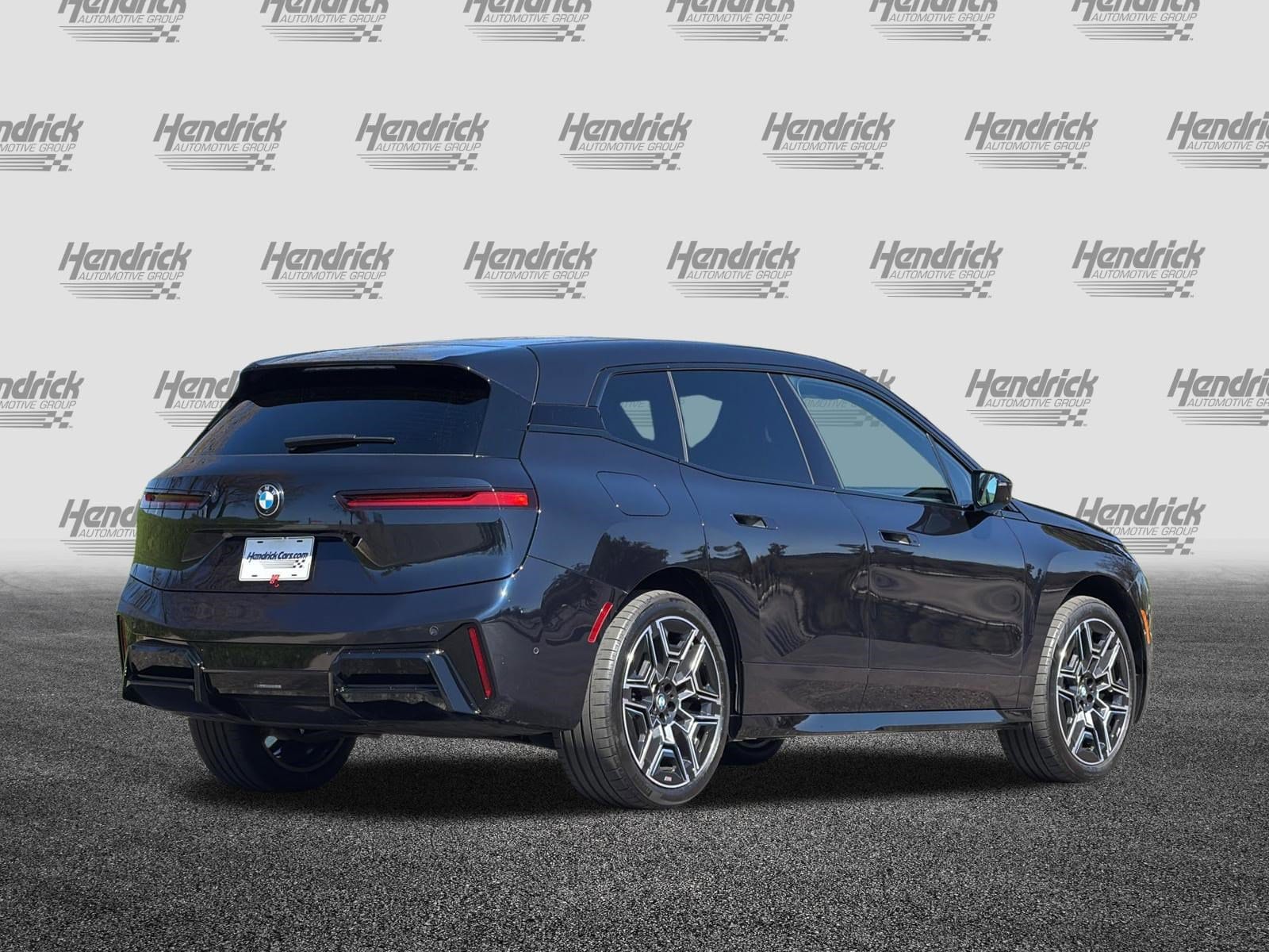 2026 BMW iX xDrive60 photo 4