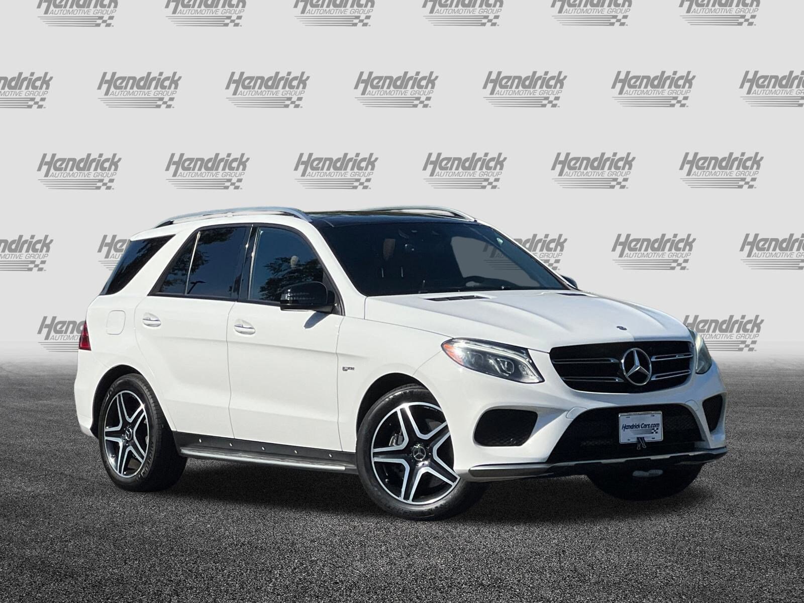 2017 Mercedes Benz GLE AMG 43 4MATIC photo 2