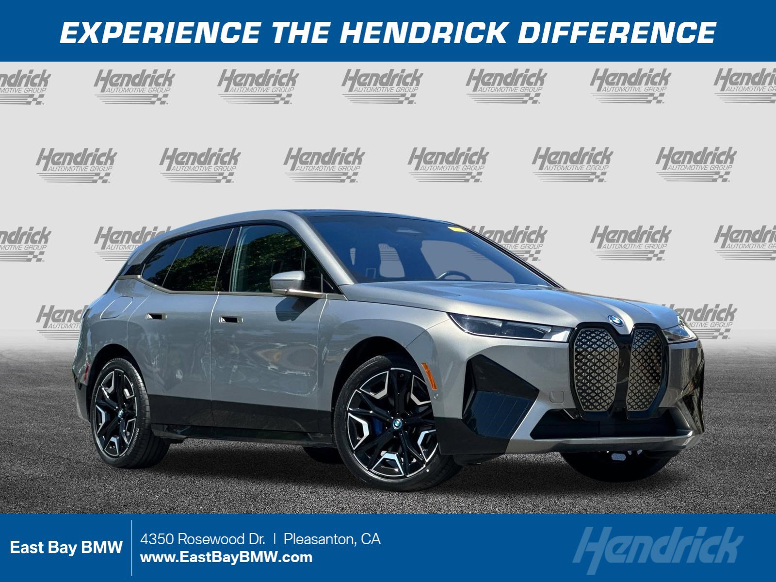 2023 BMW iX xDrive50's photo