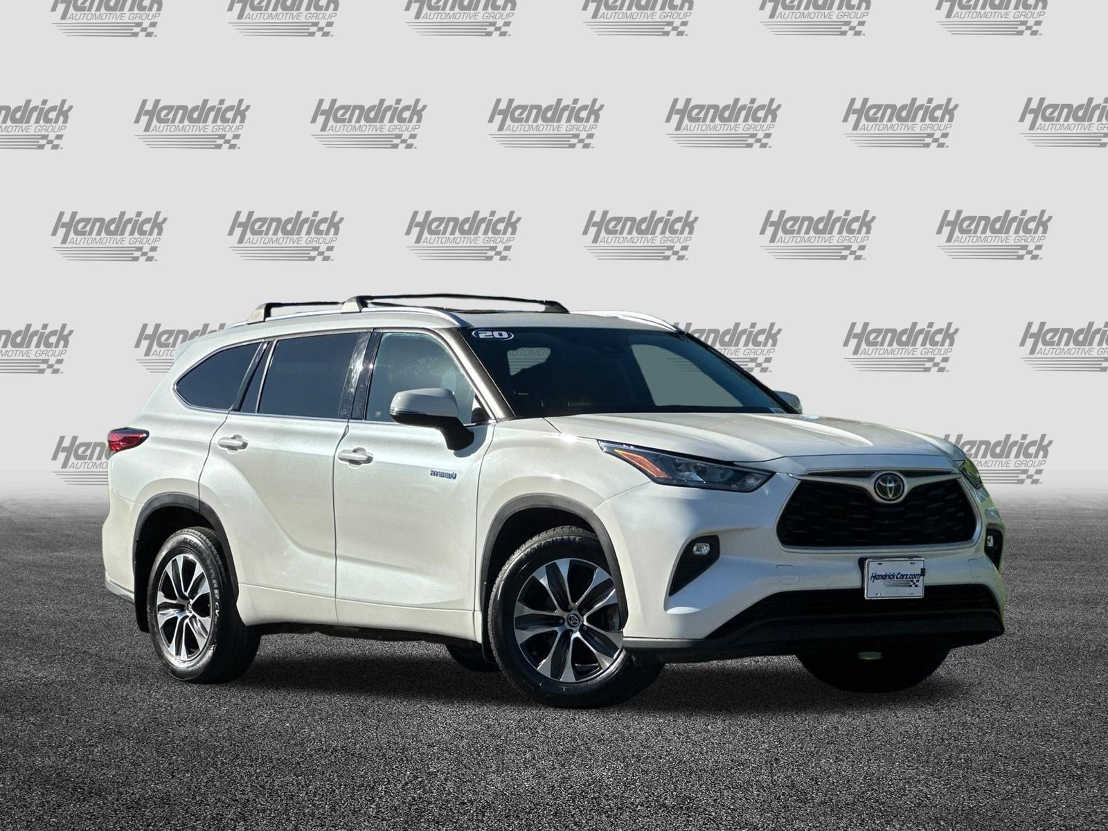 2020 Toyota Highlander Hybrid XLE SUV