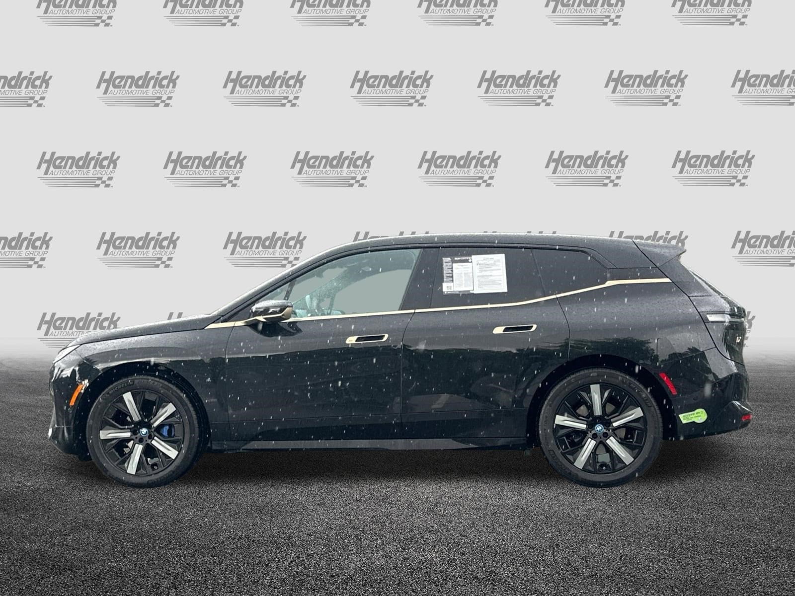 2024 BMW iX xDrive50 photo 3