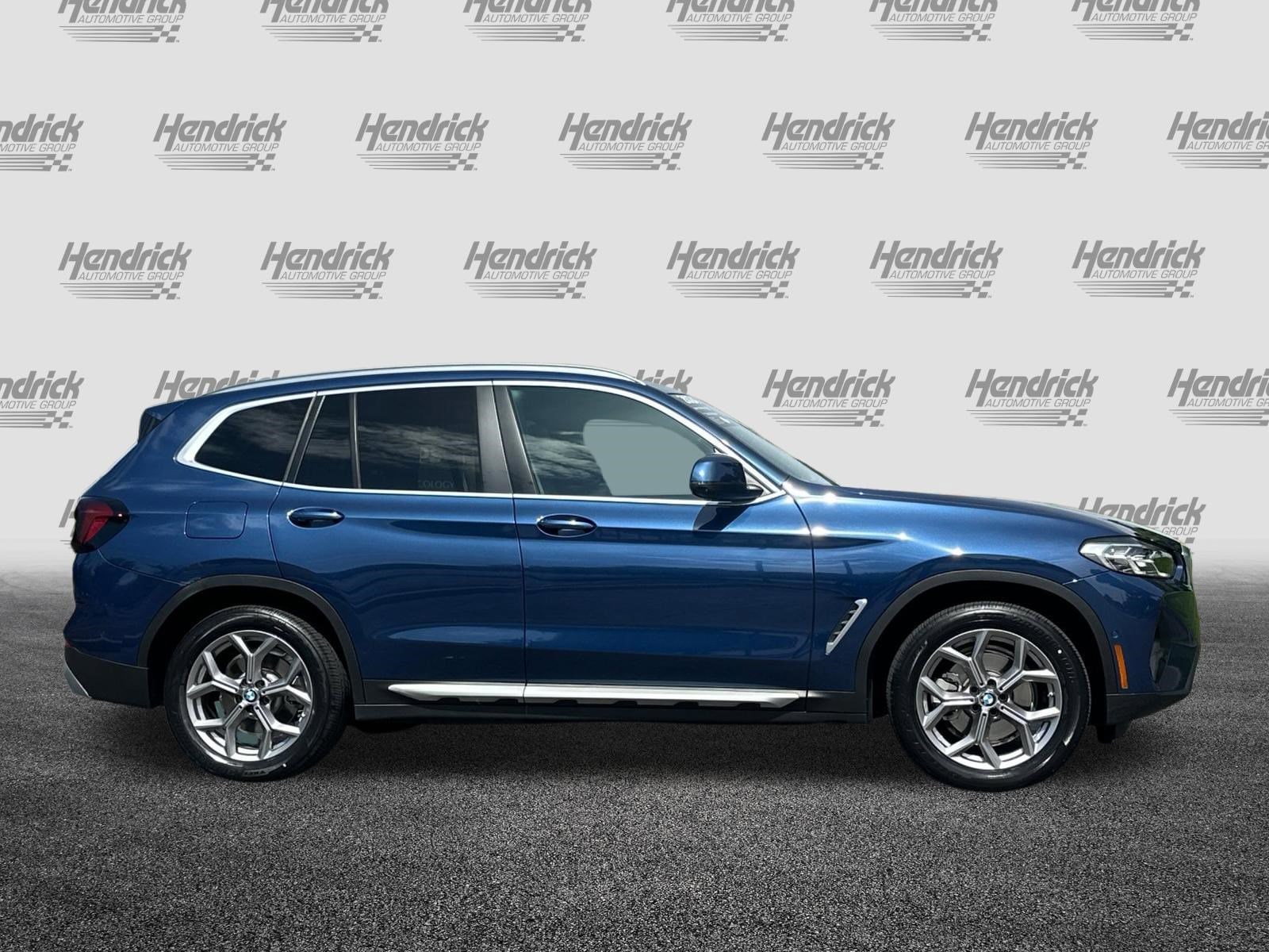 2024 BMW X3 xDrive30i photo 2