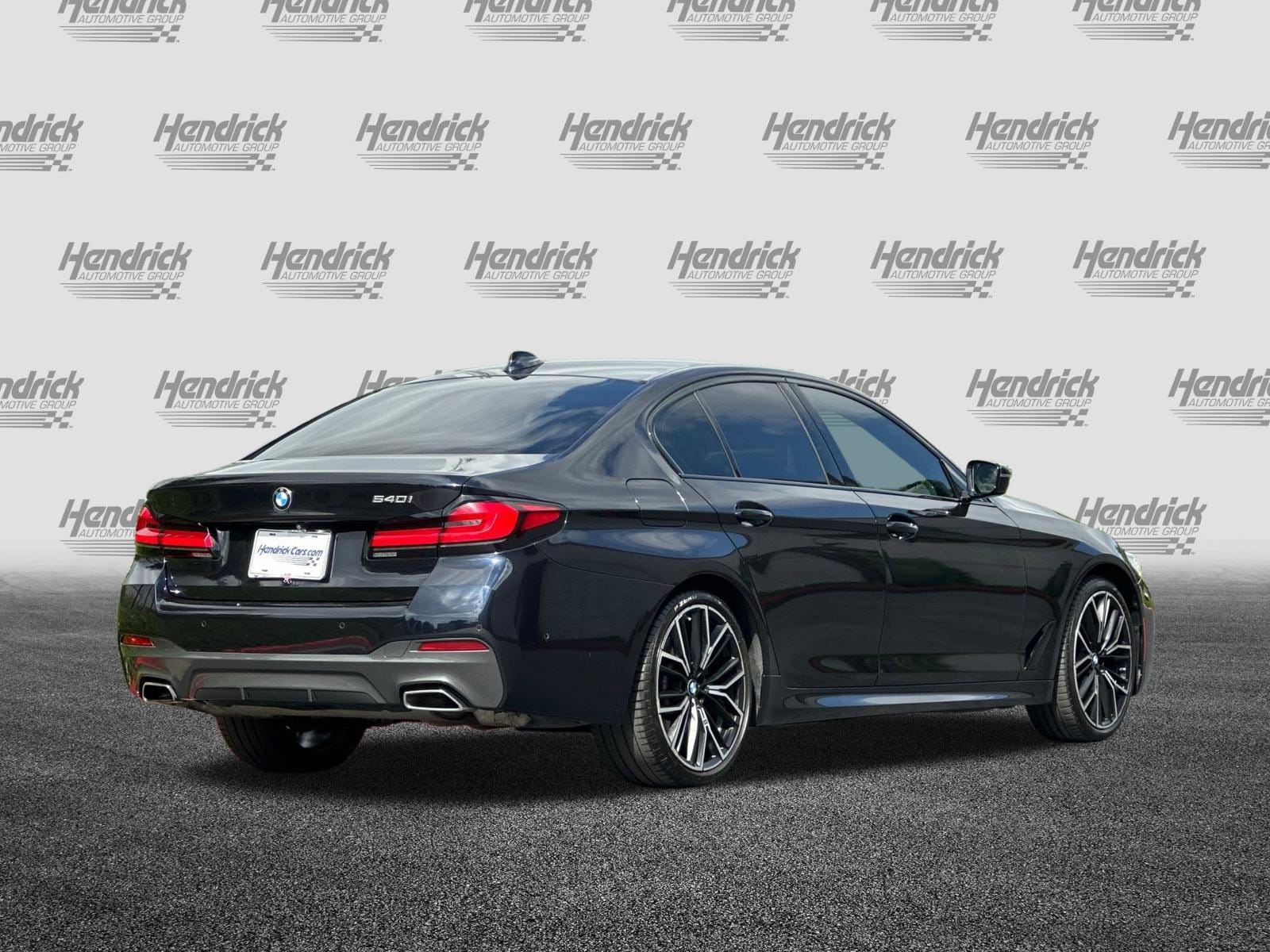 2021 BMW 5 Series 540i photo 4