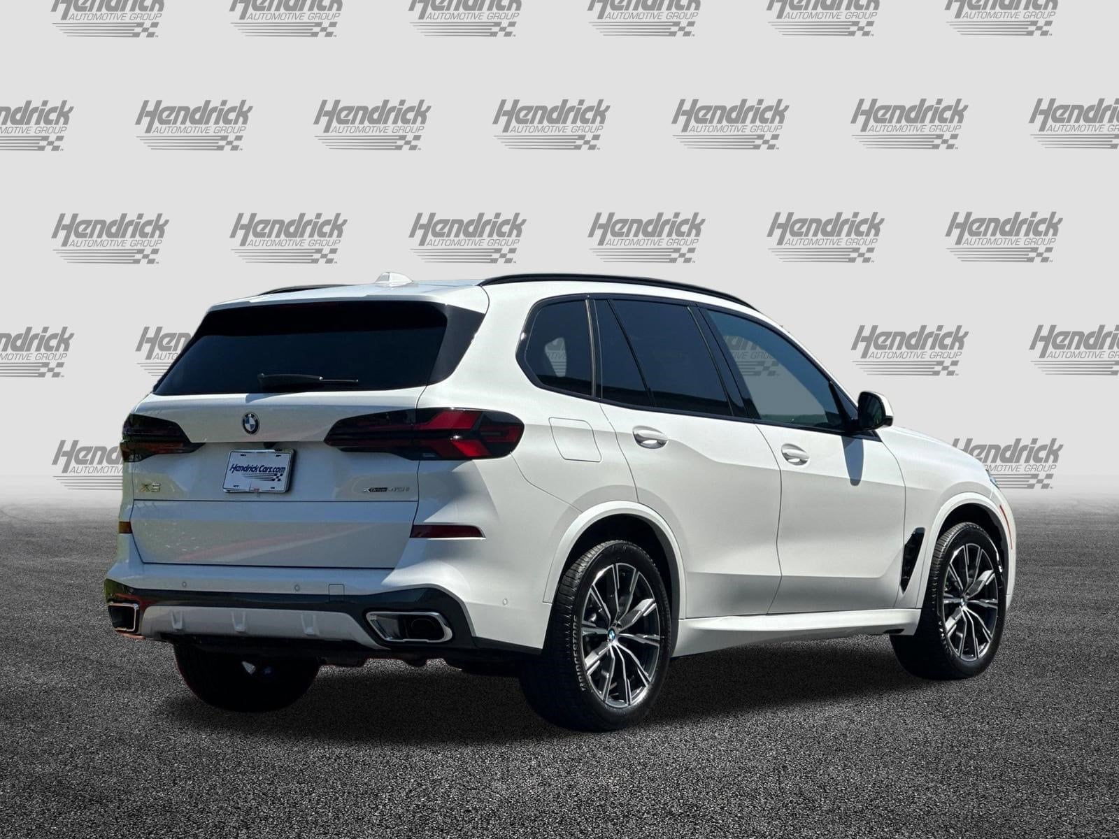 2026 BMW X5 xDrive40i photo 4