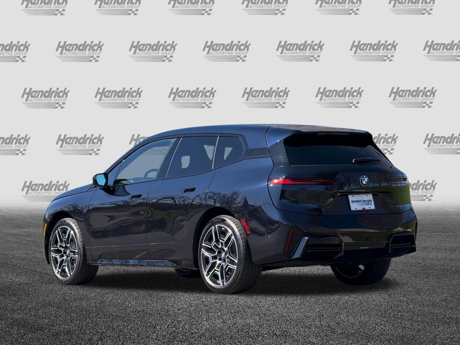 2026 BMW iX xDrive60 photo 6