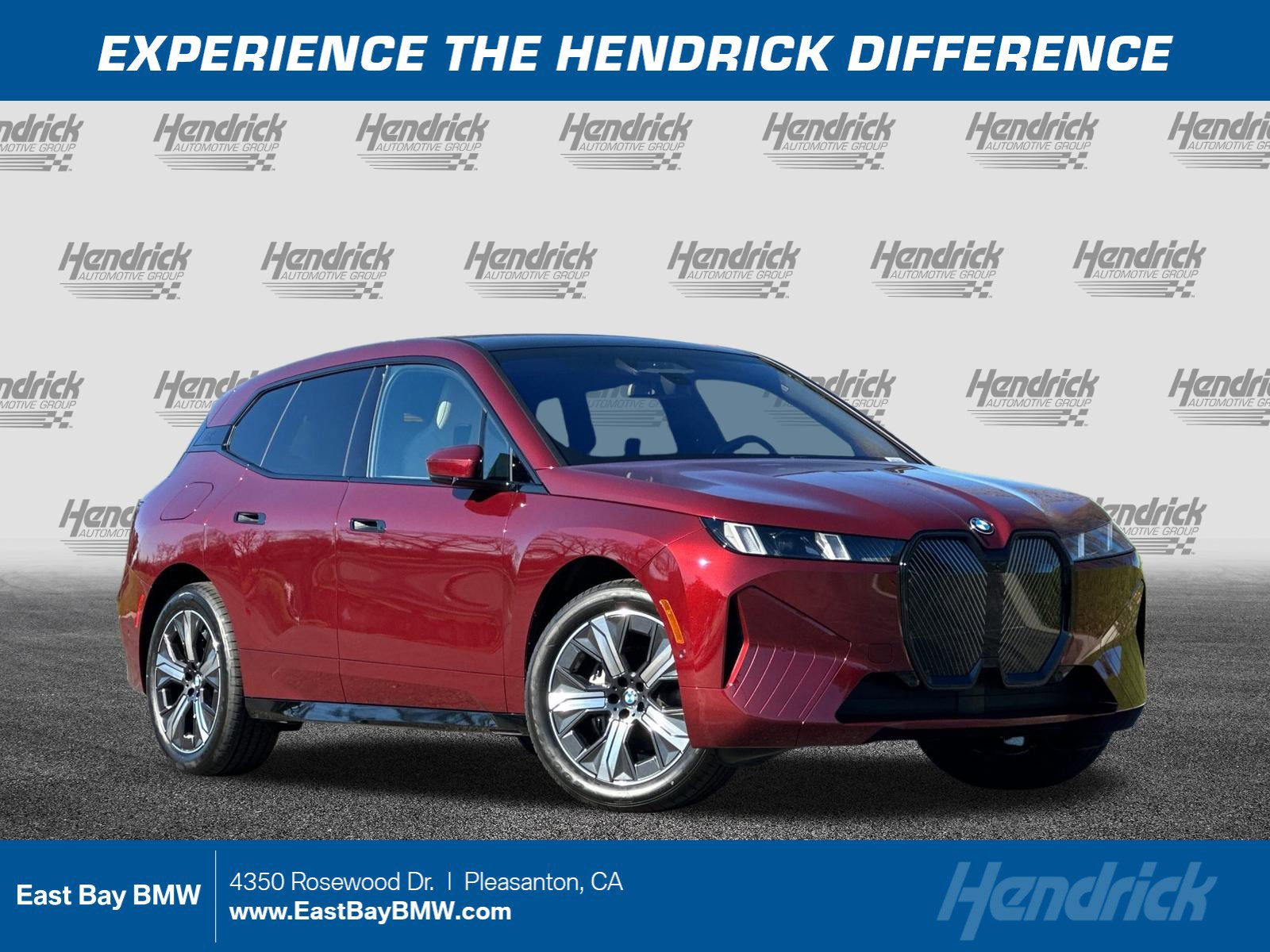 2026 BMW iX xDrive60's photo