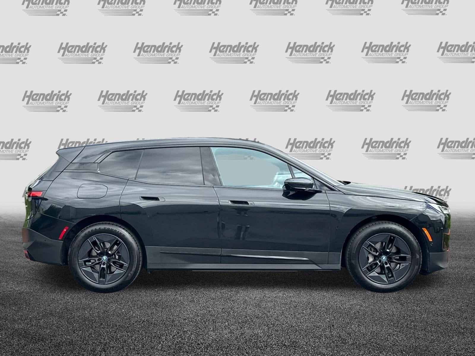 2024 BMW iX xDrive50 photo 2