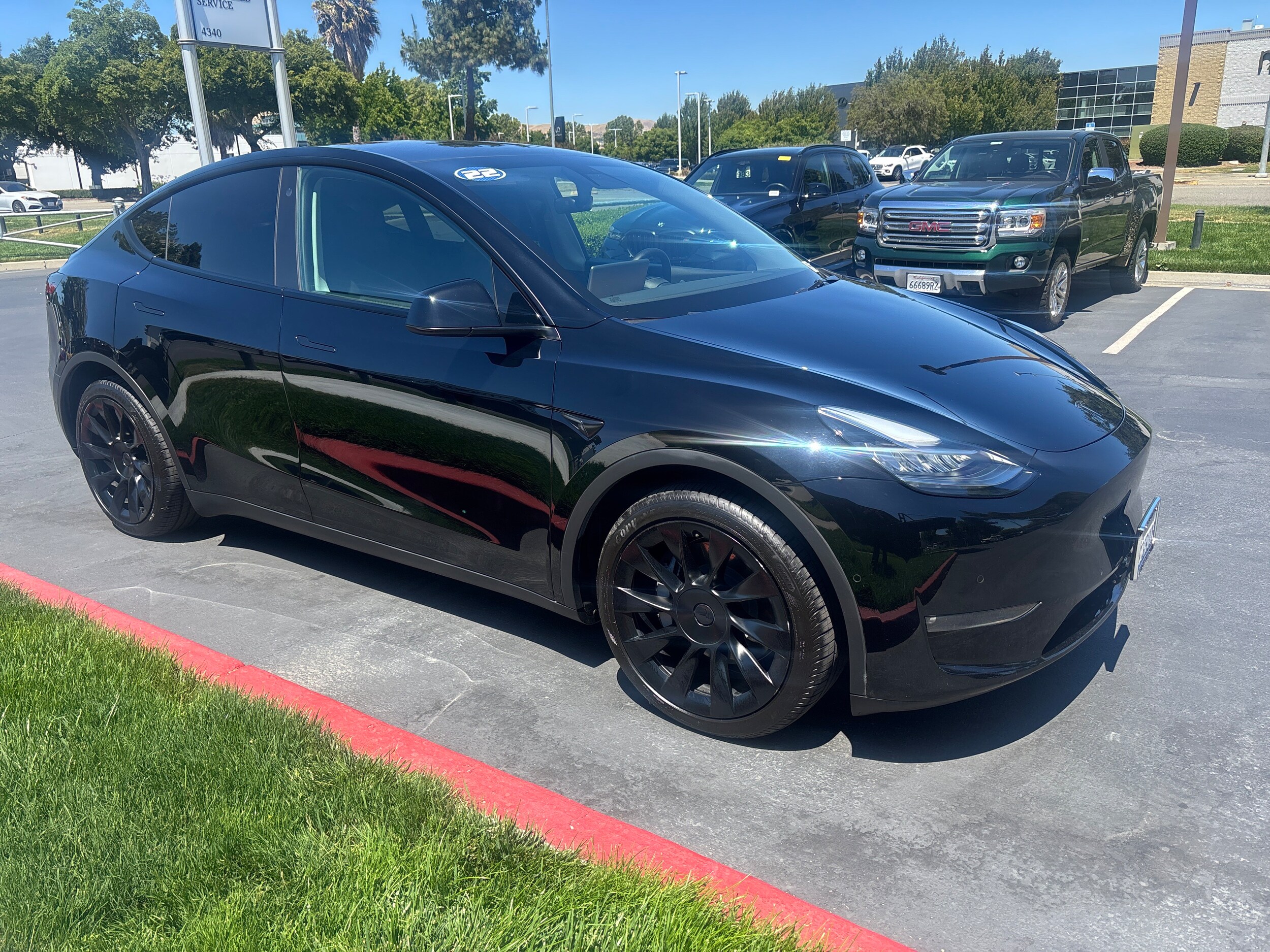 Tesla Model Y Long Range