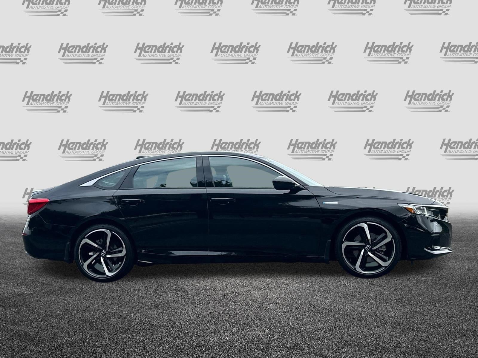 2022 Honda Accord Hybrid Sport photo 2