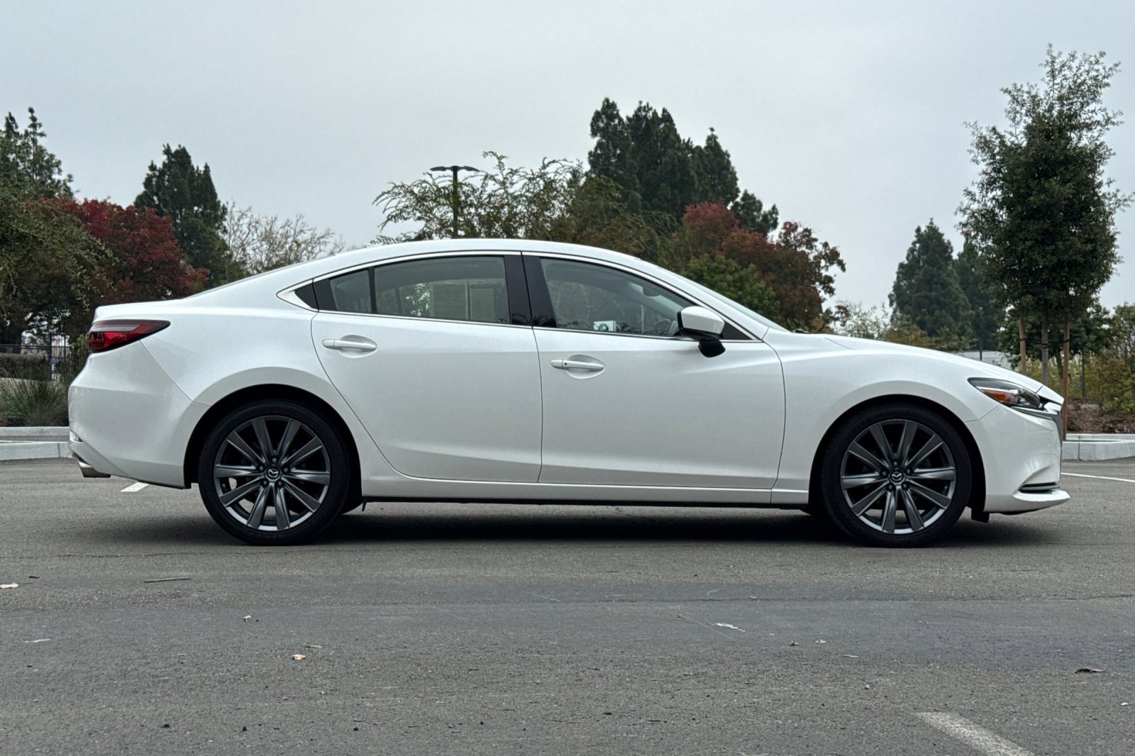 2018 Mazda Mazda6 Grand Touring photo 2