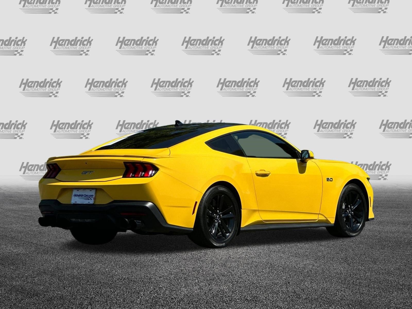 2024 Ford Mustang GT photo 4
