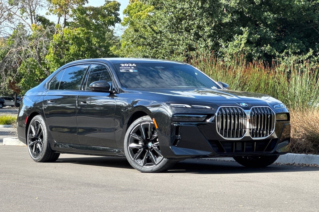 Used 2024 BMW i7 xDrive60 Sedan