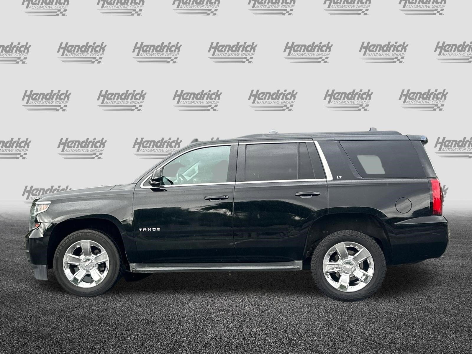 2016 Chevrolet Tahoe LT photo 3