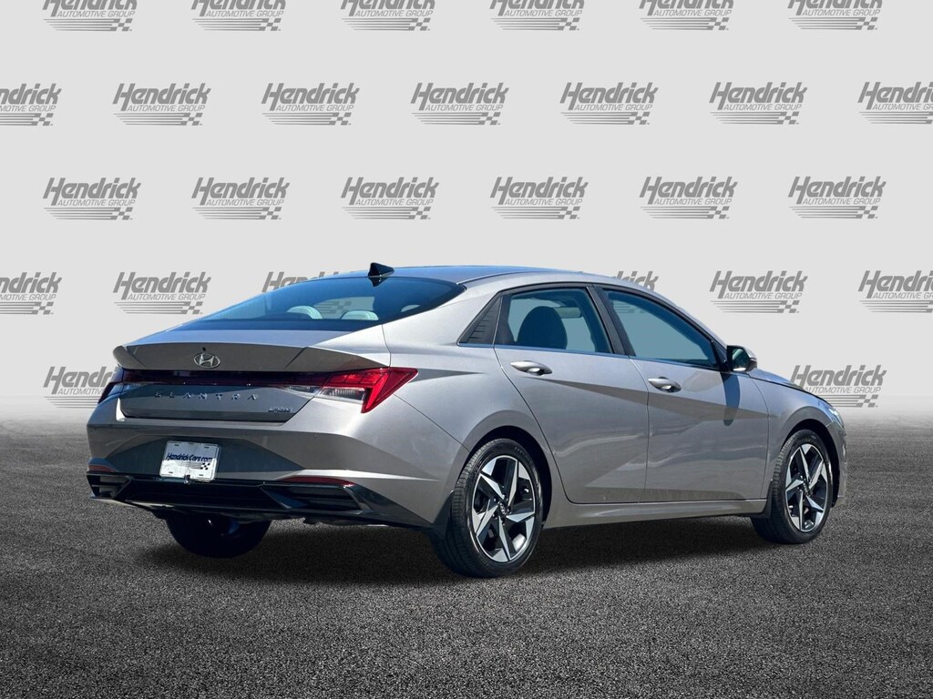 Used 2023 Hyundai Elantra Limited Sedan