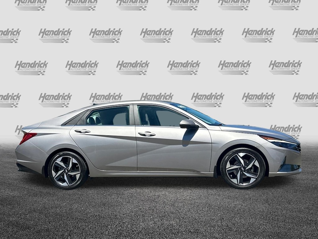 Used 2023 Hyundai Elantra Limited Sedan