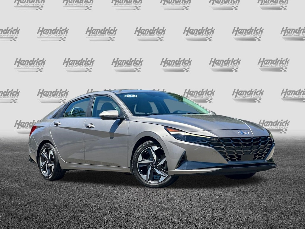 Used 2023 Hyundai Elantra Limited Sedan