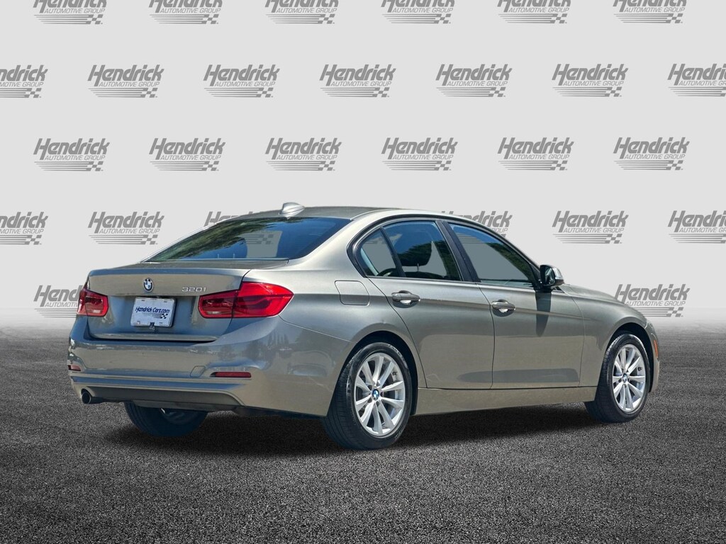 Used 2018 BMW 320i 320i Sedan