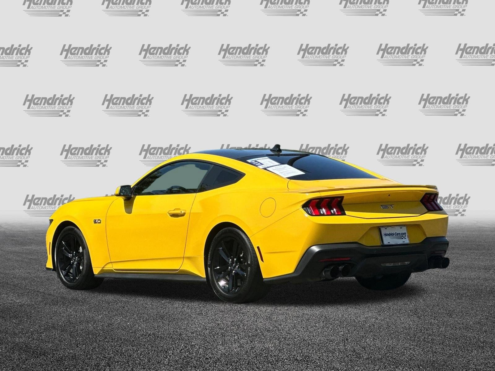 2024 Ford Mustang GT photo 6