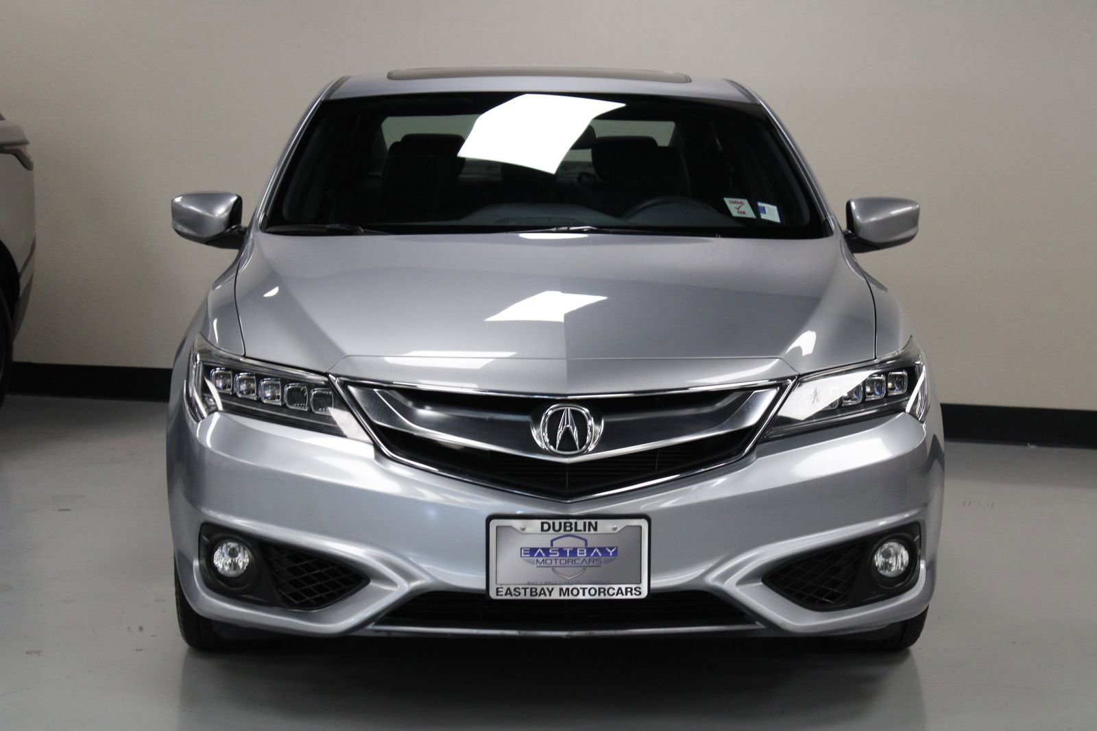 2017 Acura ILX Technology Plus photo 4